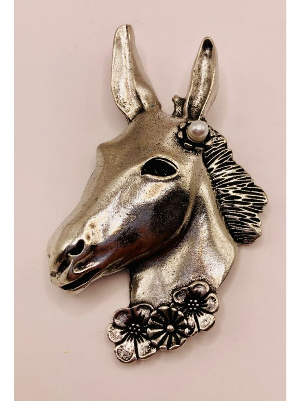 Silver Tone Donkey Head Brooch Pin Faux Pearl -59B